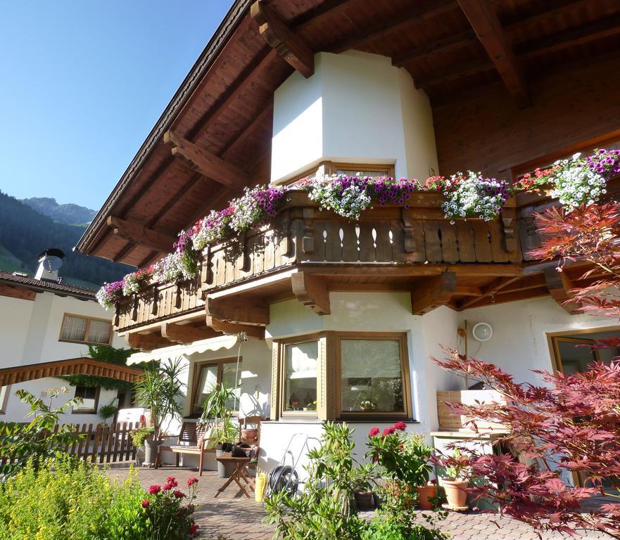 Haus Bellis Apartment Neustift im Stubaital Luaran gambar