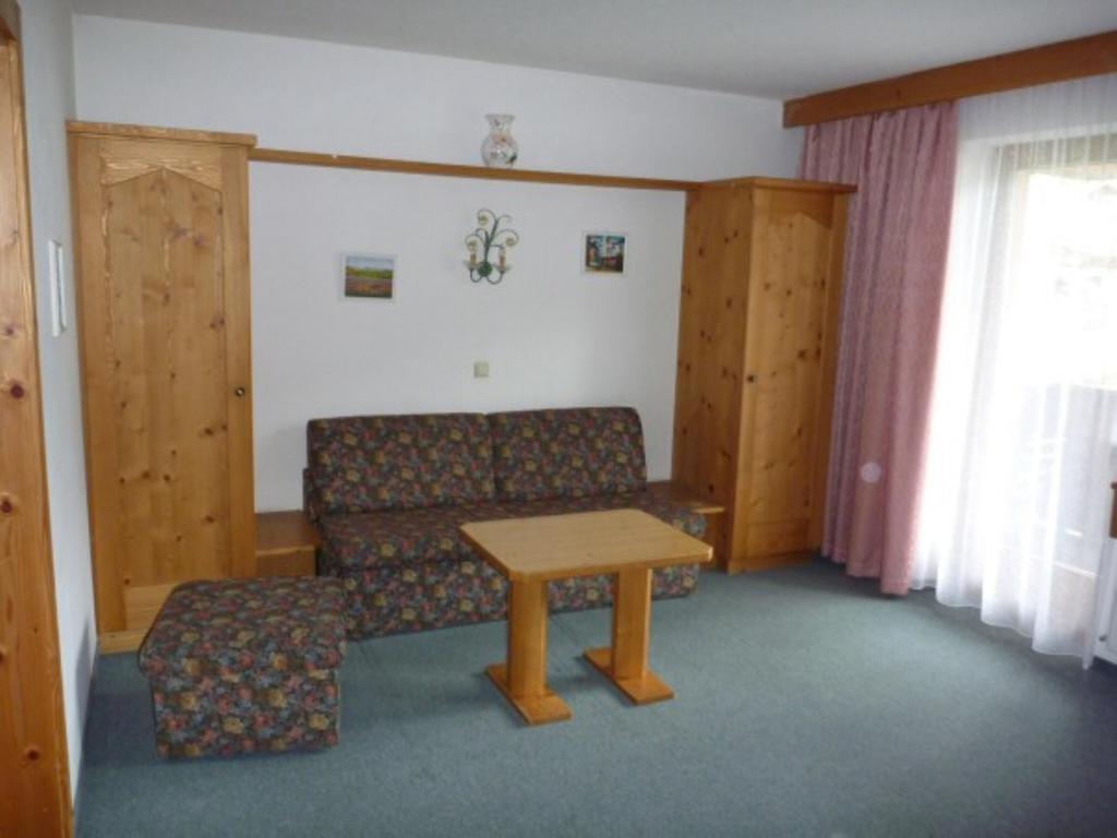 Haus Bellis Apartment Neustift im Stubaital Bilik gambar