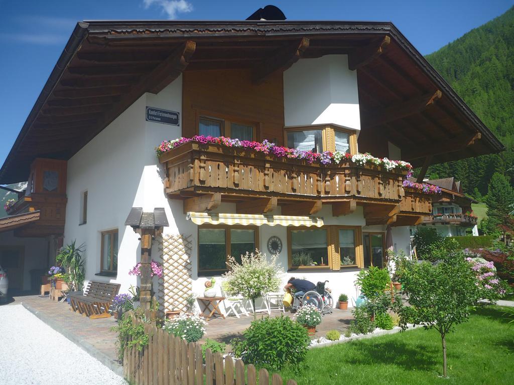 Haus Bellis Apartment Neustift im Stubaital Luaran gambar